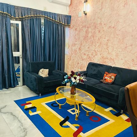 Yaoundé Residence Ambassa Etienne & Therese מראה חיצוני תמונה