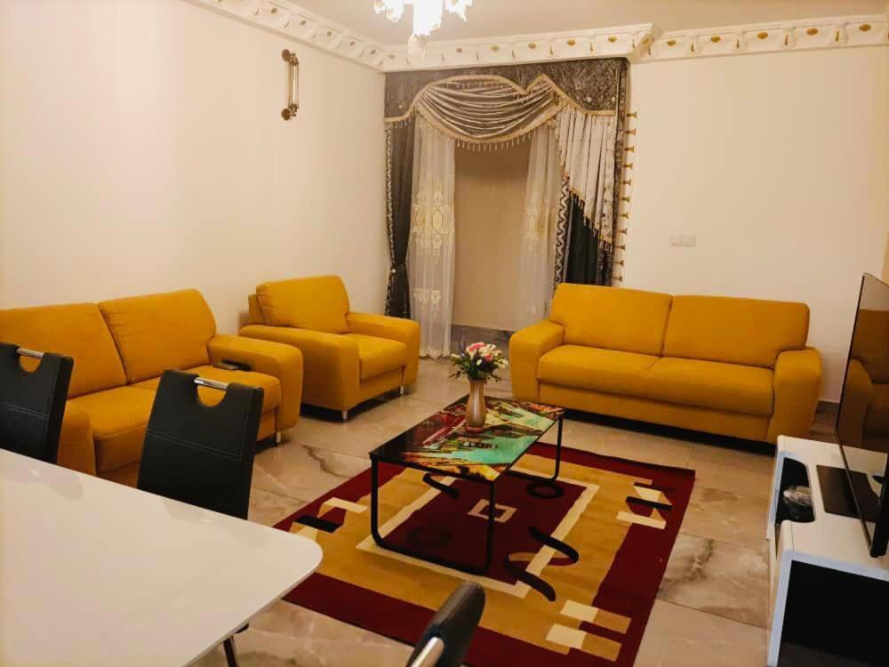 Yaoundé Residence Ambassa Etienne & Therese מראה חיצוני תמונה