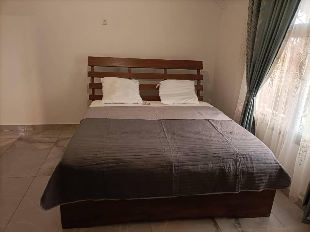 Yaoundé Residence Ambassa Etienne & Therese מראה חיצוני תמונה