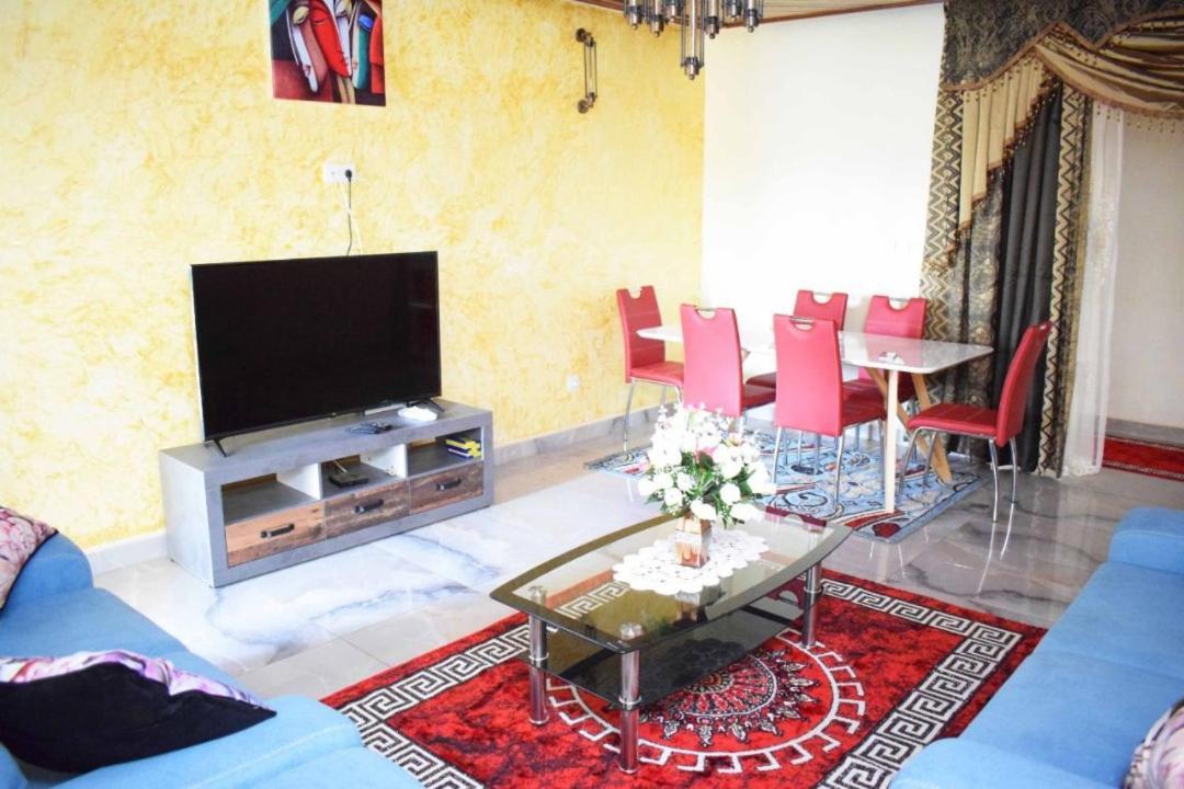 Yaoundé Residence Ambassa Etienne & Therese מראה חיצוני תמונה