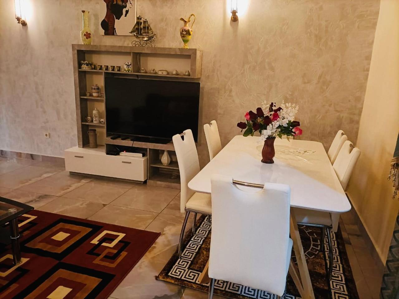 Yaoundé Residence Ambassa Etienne & Therese מראה חיצוני תמונה