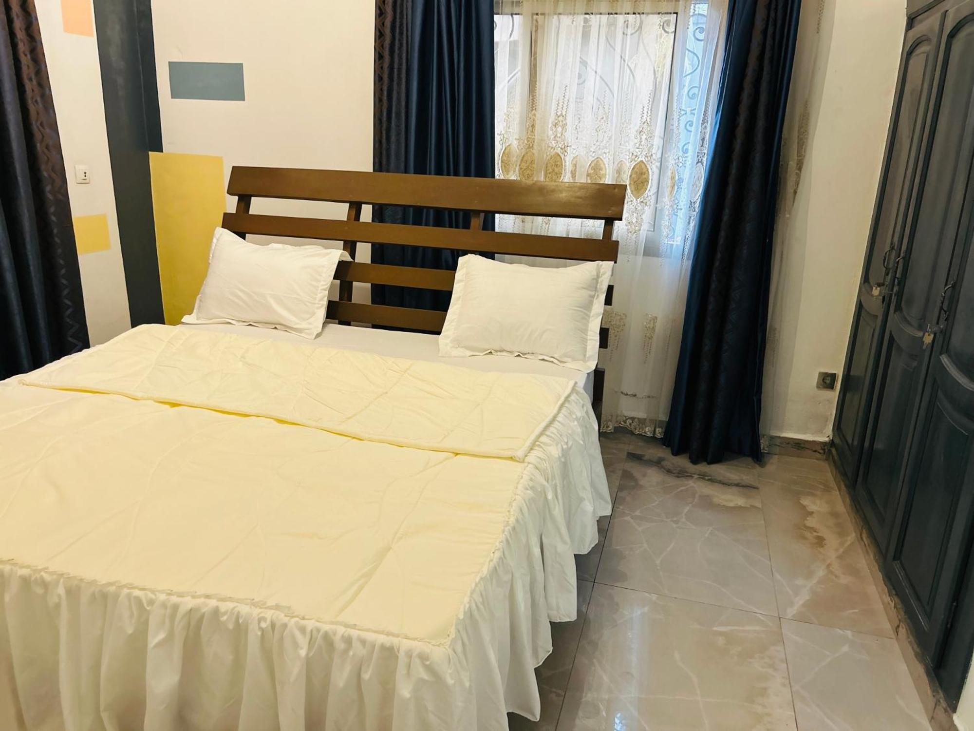 Yaoundé Residence Ambassa Etienne & Therese מראה חיצוני תמונה